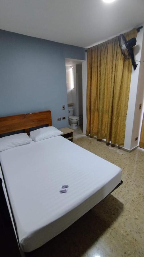 Hotel Medellin Kapital Buitenkant foto