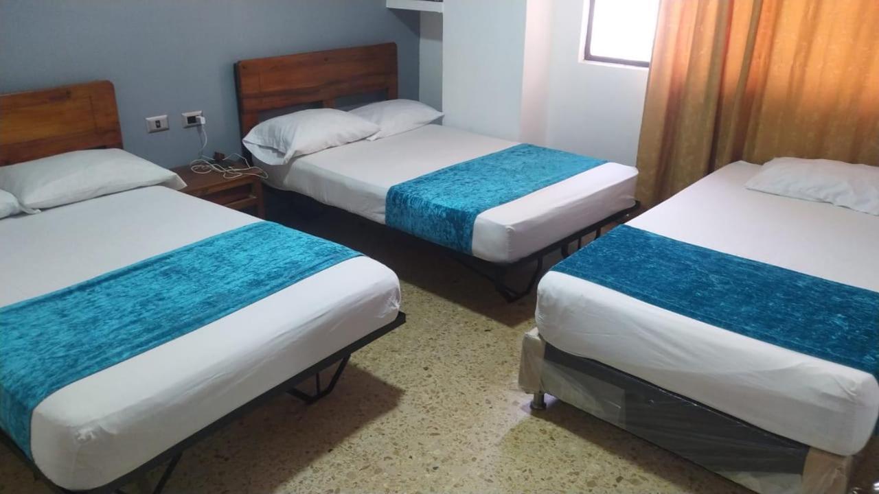 Hotel Medellin Kapital Buitenkant foto
